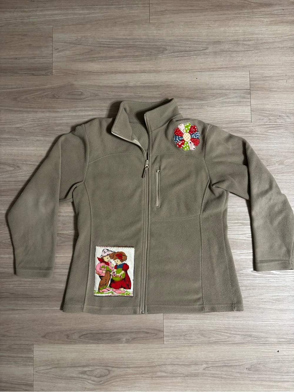 Women’s Taupe Teddy Fleece Jacket with Decorative Patch Accents